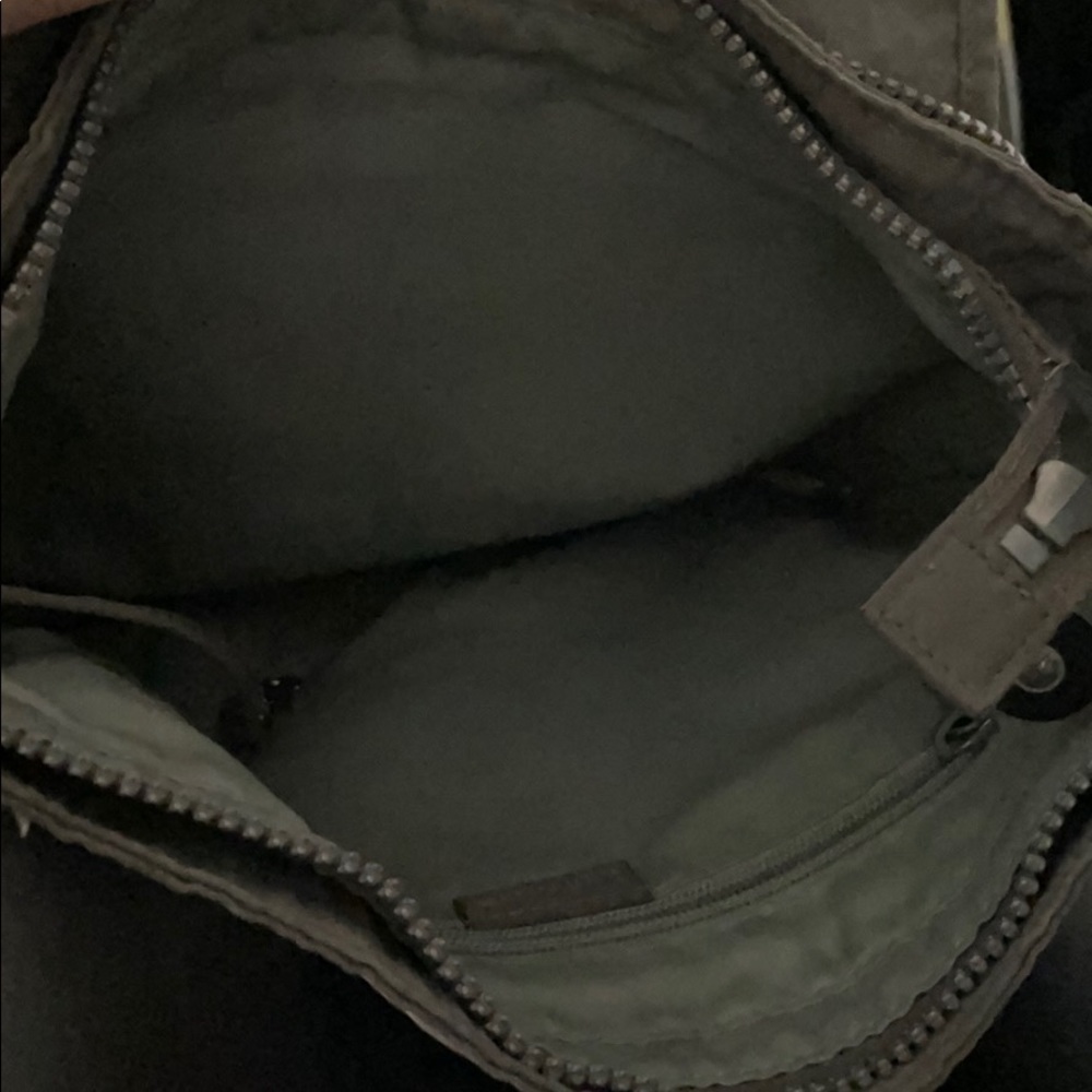 Kipling Crossbody - Picture 5 of 8
